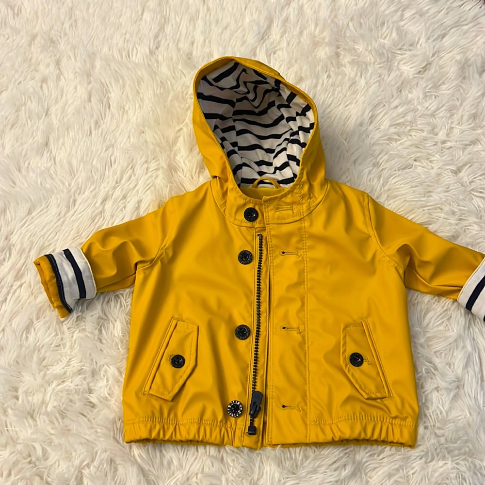 Gap Unisex Yellow Rain Jacket - 6-12 Months